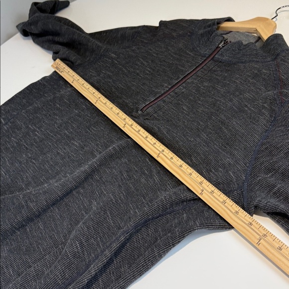 Tommy Bahama Men's Dark Gray Zip-Up Sweater Size XL - Picture 4 of 5